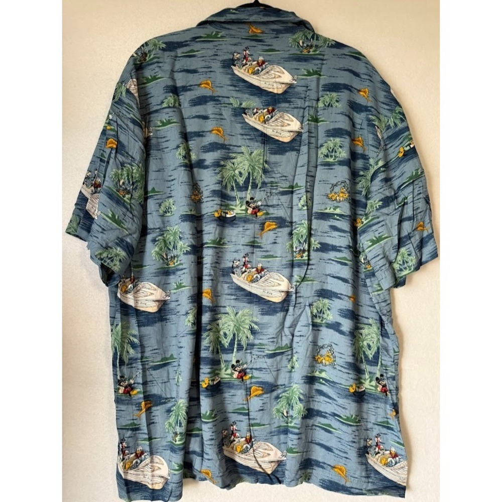 Walt Disney World Mickey Hawaiian Shirt XXL Blue Rayon Fishing Boat Aloha Casual - Picture 2 of 14